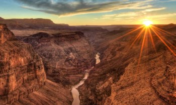 پاییز 404 بهترین فرصت برای سفر به جاهای دیدنی طبس