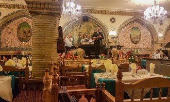 شکم گردی در بهترین رستوران های تهران با موسیقی زنده!