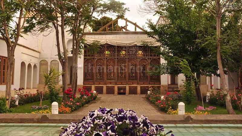 عمارت های تاریخی اصفهان - خانه مشروطه - میهمان شو