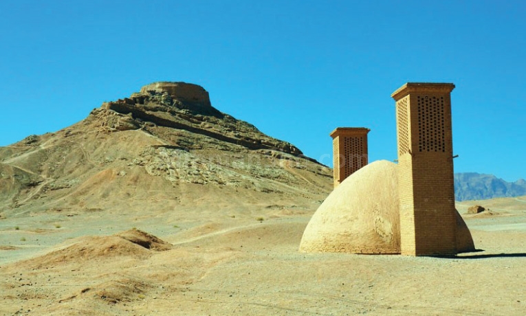 برج خاموشان یزد